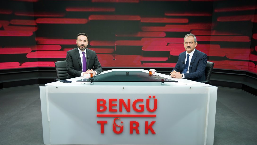 BAKAN ÖZER, BENGÜ TÜRK TV'YE KONUK OLDU